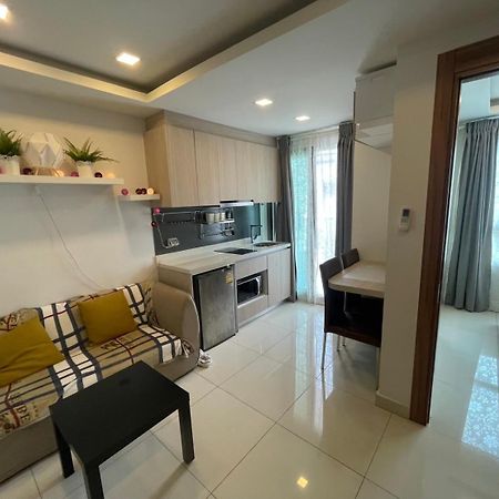Arcadia Beach Resort By Psr Pattaya Exterior photo
